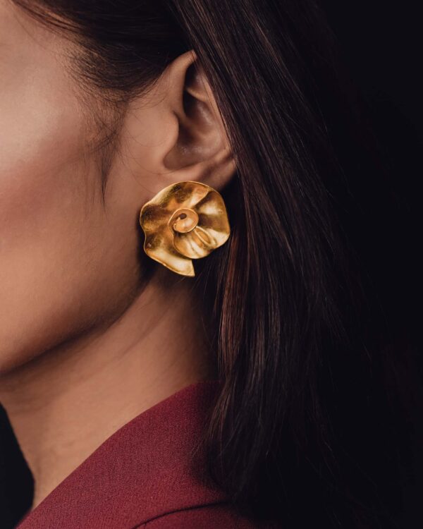 Gorgeous gold floral statement earring for Indian jewelry, stylish accessory for festive occasions and traditional wear from Kurabels.