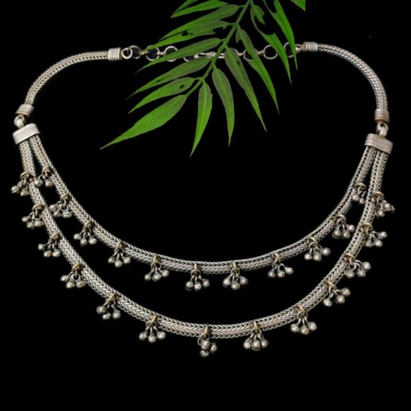 WhatsApp Image 2023-11-18 at 22.19.00 Intricate traditional Indian silver necklace with delicate bead accents, perfect for ethnic jewelry styling.
